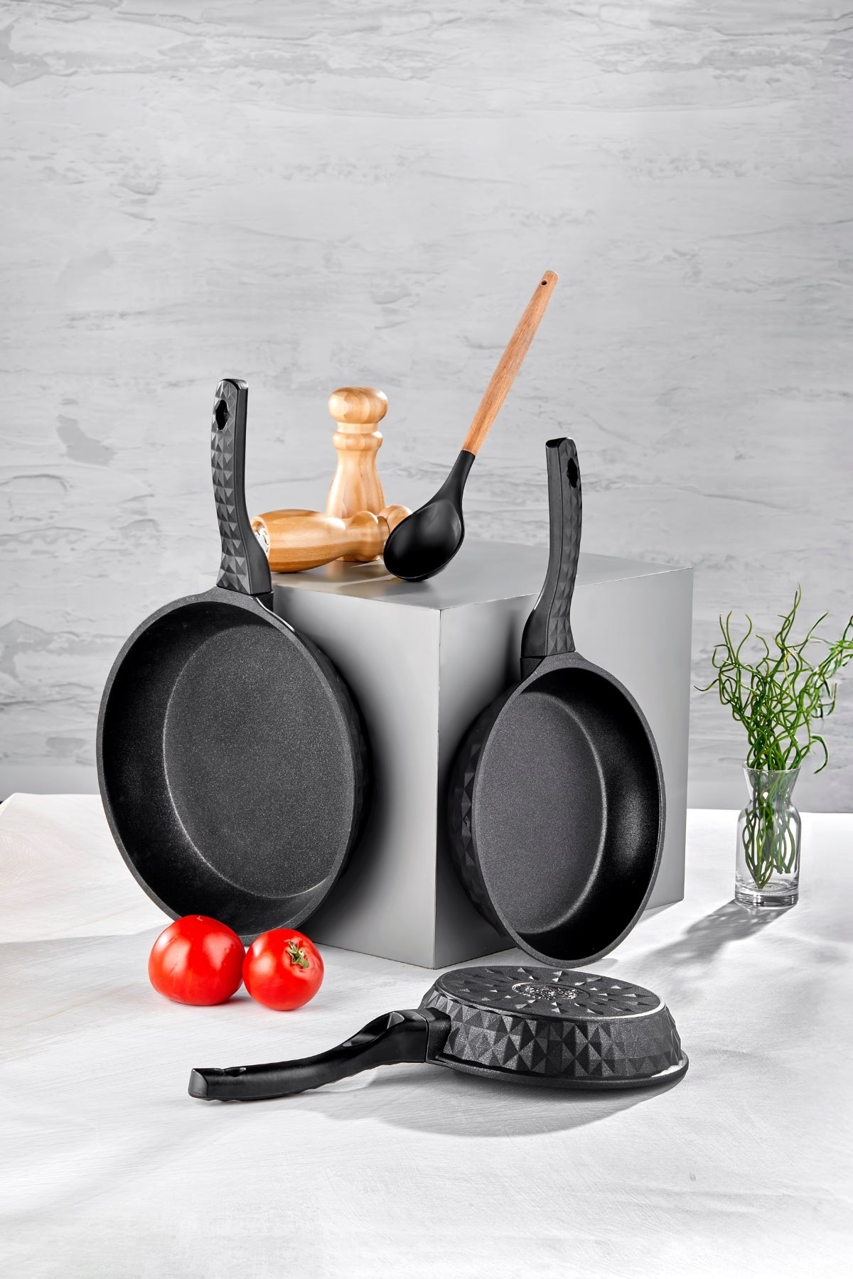 Taç Bella Döküm 3’lü Tava Seti Siyah 20-24-28 cm | TAC-8066